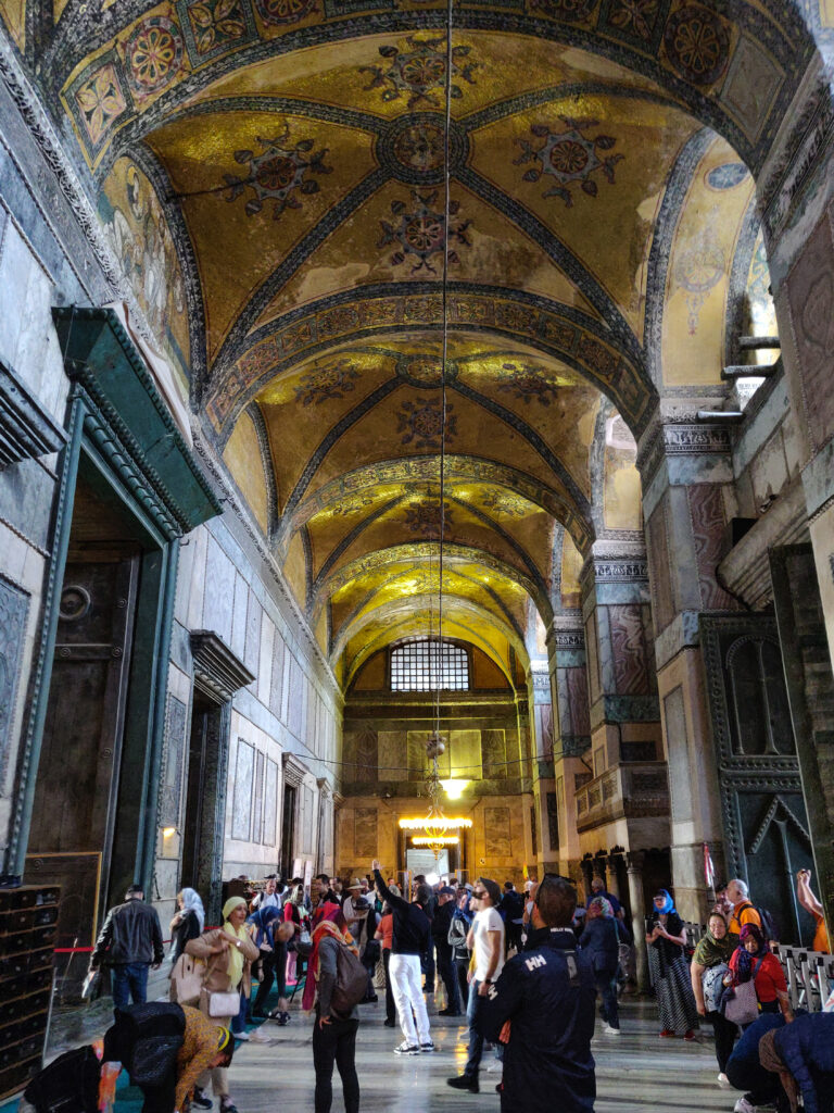 The Hagia Sophia (Ayasofya) located in Istanbul, Turkey, has served as a holy place for both Christians and Muslims for more than 1,500 years, and also served as a museum for almost 100 years. Hagia Sofia is one of the wonders of the world's architectural history, and is considered one of the masterpieces of Byzantine architecture. Since 1985, Hagia Sofia has also been included in the UNESCO World Heritage List.