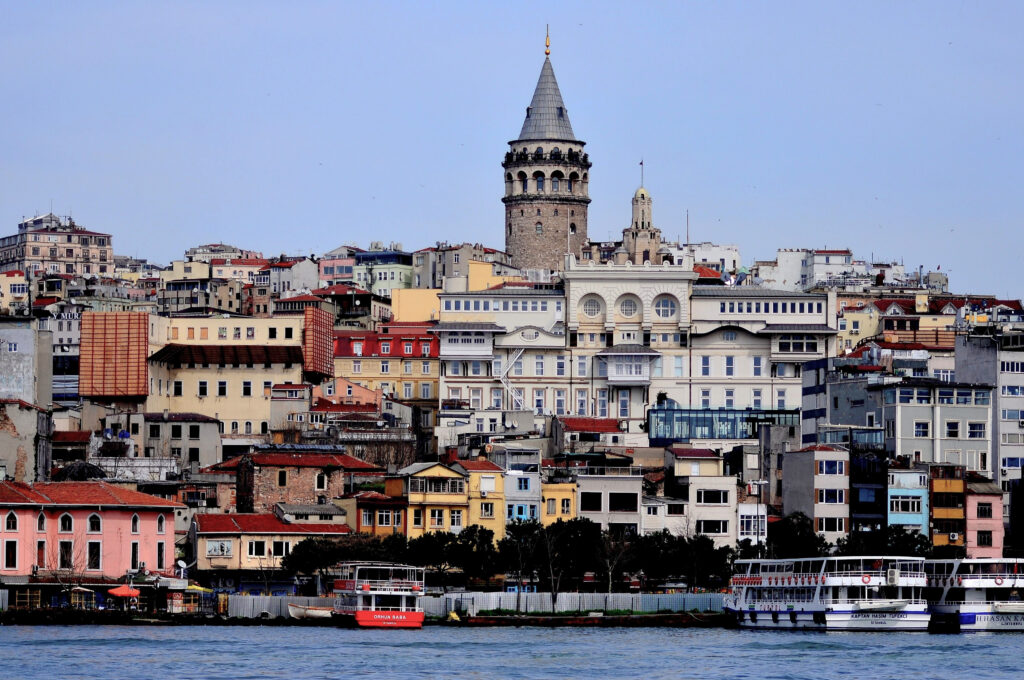 Galata-torni (Galata Kulesi) Istanbulissa Turkissa.