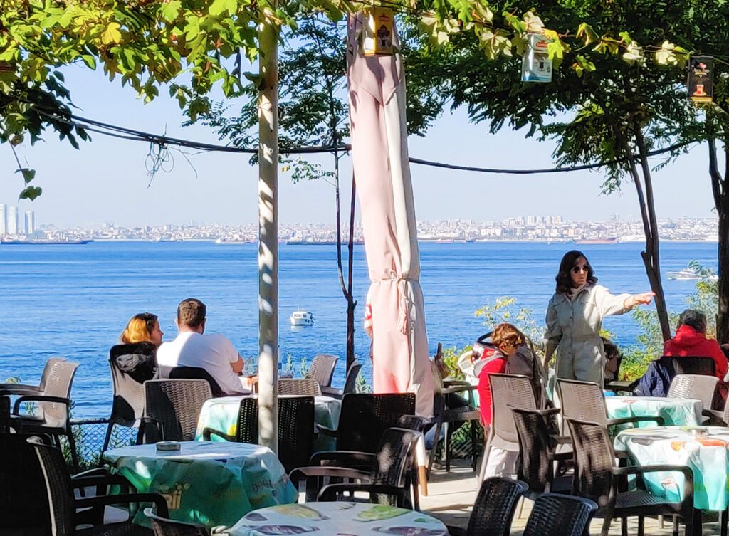 In Kadıköy, on the Asian side of Istanbul, you will find a promontory surrounded by the Sea of Marmara, or a charming neighborhood called Moda. The small streets of Moda will seduce you with culture, colors, smells of delicacies and authentic Istanbul life. In the end, you will end up mesmerized by the stunning views and beauty of the coastal landscapes of the Sea of Marmara.